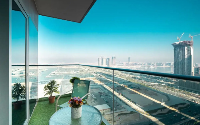 Design Apartment With Stunning View Of Palm Island