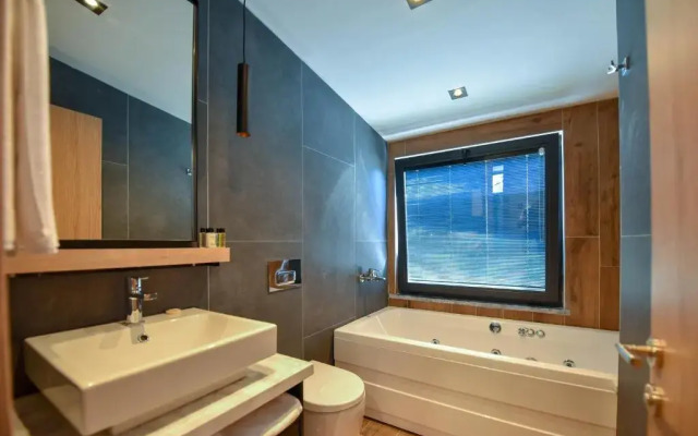 Casa Luxury Hotel