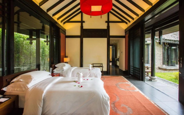 Banyan Tree Lijiang – Guest Rooms – Lijiang