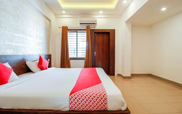 Oyo 28076 Samrudhi Residency