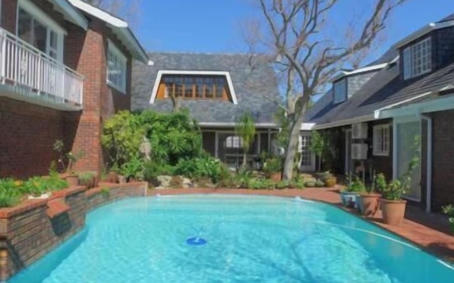 Plattekloof Views - Adults Only