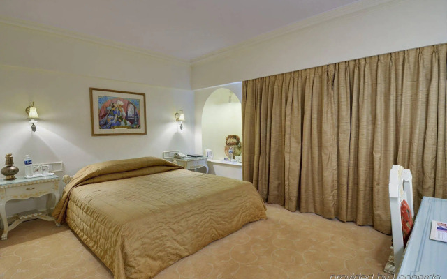 Pride Hotel