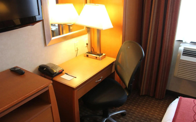 Bellerose Inn