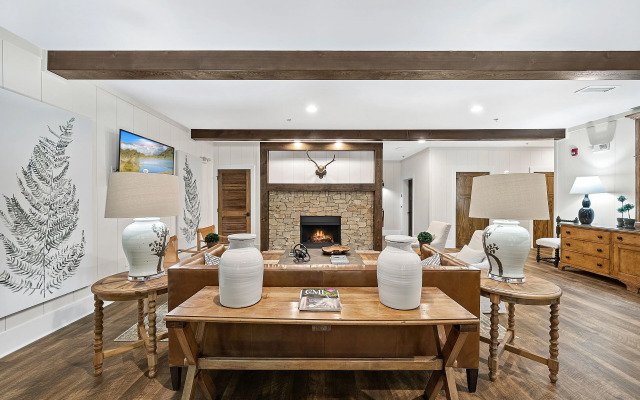 The Blowing Rock Manor