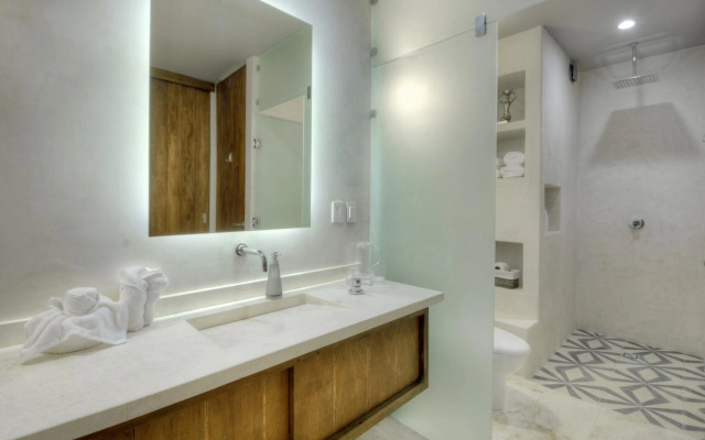 Eco-chic Design Condos Wrapped in Nature's Elements by Moskito