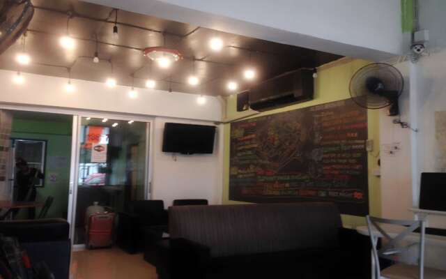 Smile Capsule Hostel