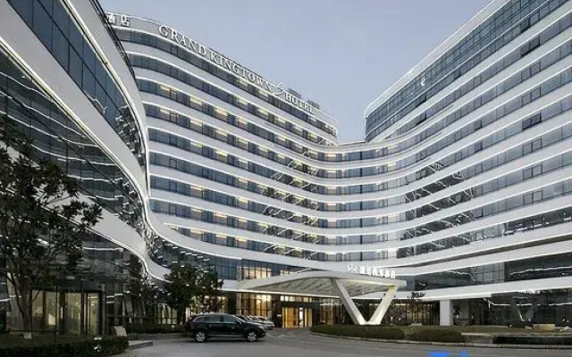 Grand Kingtown S Hotel