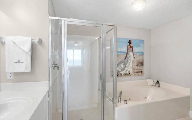 Windemere 908 with Pool Side Cabana