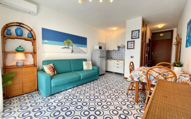 Cozy Studio With Swimming Pool and Balcony by Beahost Rentals