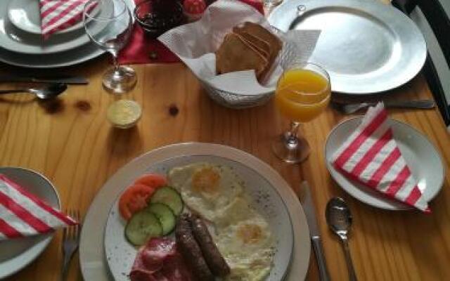 Tirzah's B&B and Self Catering