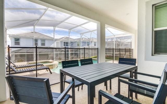 6 Bedroom 5 Bathroom Vacation Home