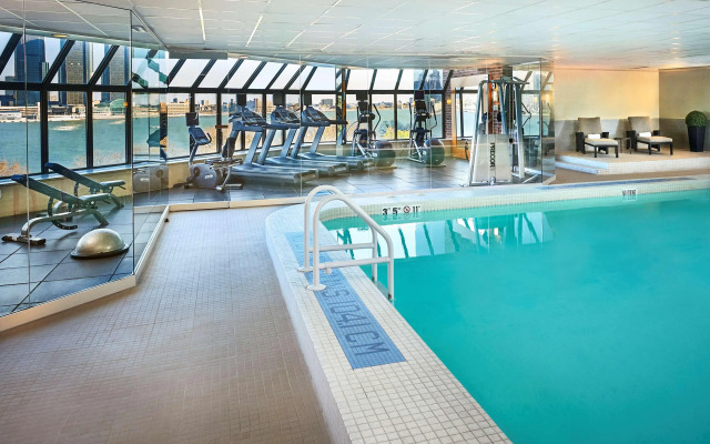 DoubleTree by Hilton Windsor Hotel & Suites