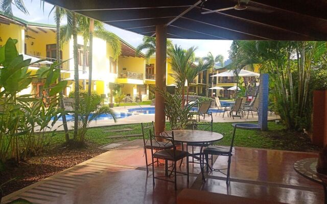 Club del cielo Unit 1