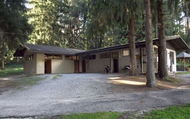 Hotel & Camping Gisser