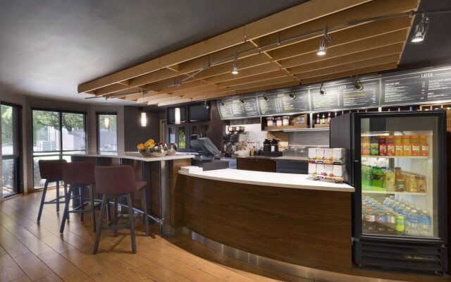 Courtyard by Marriott Akron Fairlawn