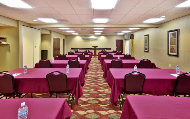 Hampton Inn Ft. Wayne/Dupont Road