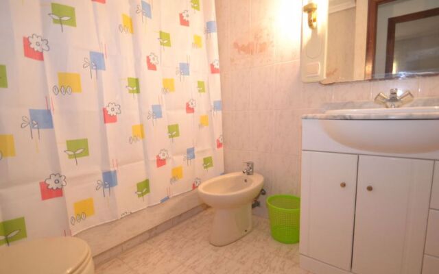 Apartment Albeniz La Pineda