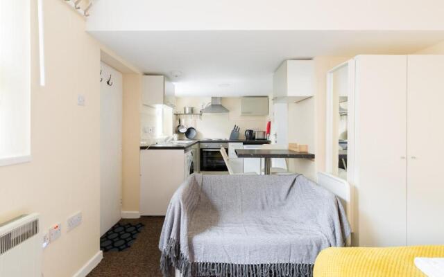 Summerfield Crescent Annex