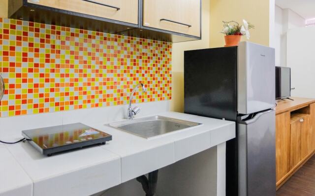 Contemporary Studio Room at Casa De Parco Apartment