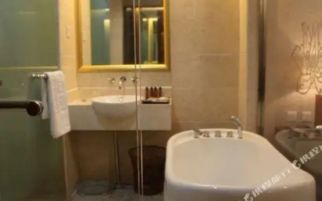 Jincheng Imperial Crown Hotel