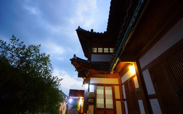 Jeonju Cheonnyeoneui Achim Hanok Pension