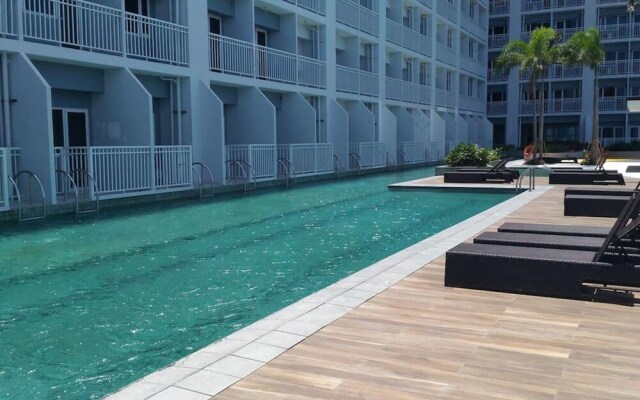Breeze Residences by Ridged