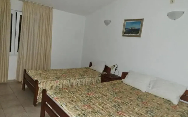 The Four Fish Apartments