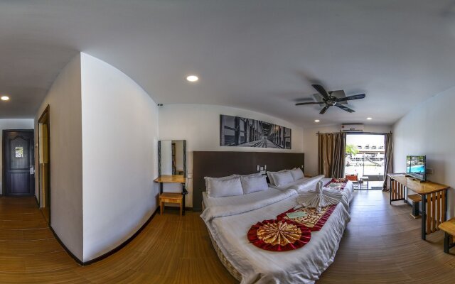 The Barat Tioman Beach Resort