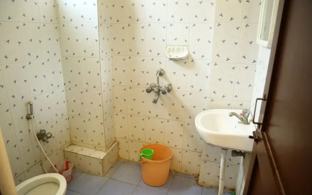 Sai sri Krishna Deluxe Lodge