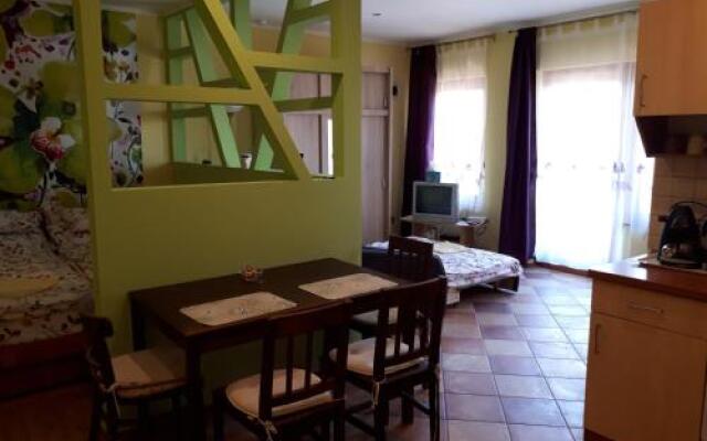 Rozmaring Apartman
