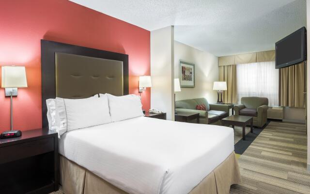 Holiday Inn Express & Suites Kendall East Miami, an IHG Hotel