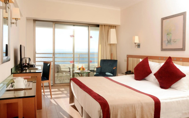 Korumar Deluxe Hotel