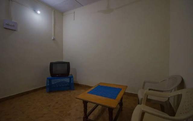 OYO Home 16483 Garden View 1BHK