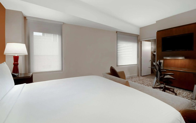 The Sam Houston, Curio Collection by Hilton
