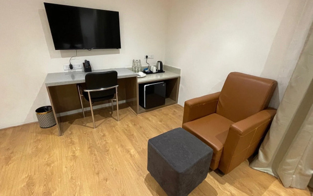 Hotel Silver Clé Hitech City