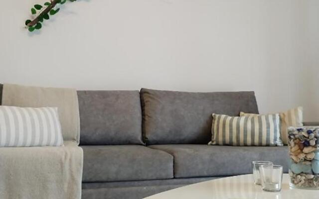 The mulberry apartment