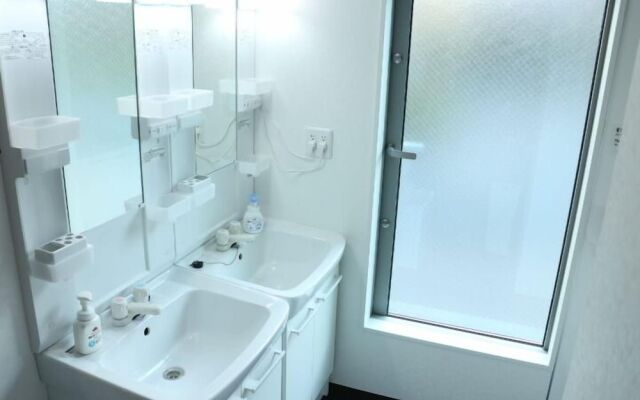 Nest Inn Tabata - Hostel