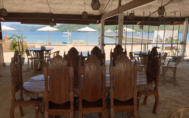 Pangulatan Beach Resort