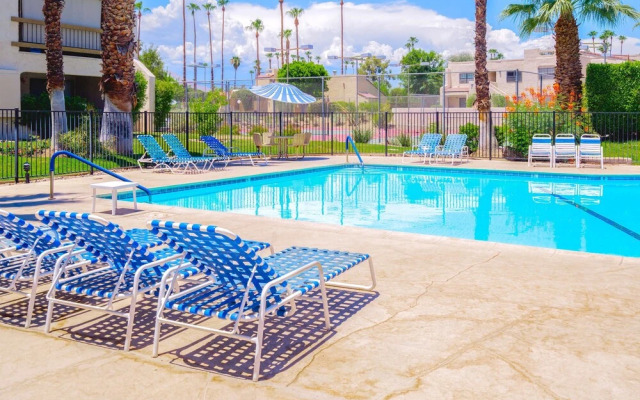 Par at Paradise in Palm Springs