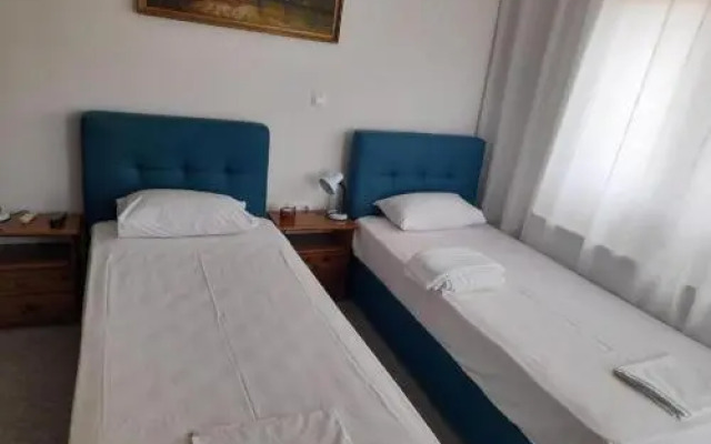 Emmanuela Apartments