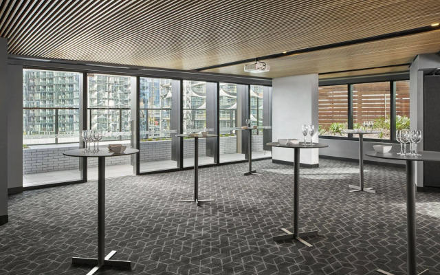 Vibe Hotel Melbourne Docklands