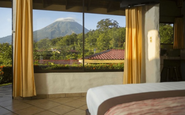 Arenal Volcano Inn