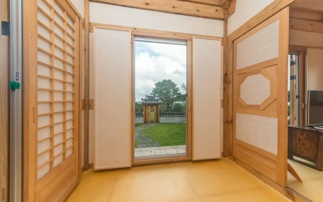 Canopus Resort Pension