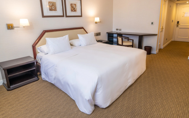 Wyndham Garden Santiago Kennedy