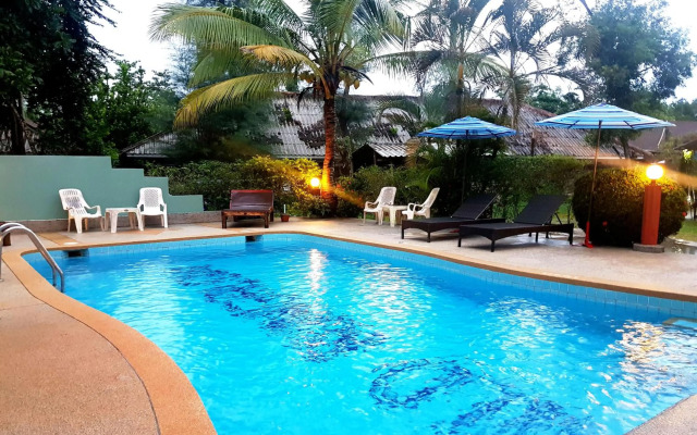 Mild Garden View Resort