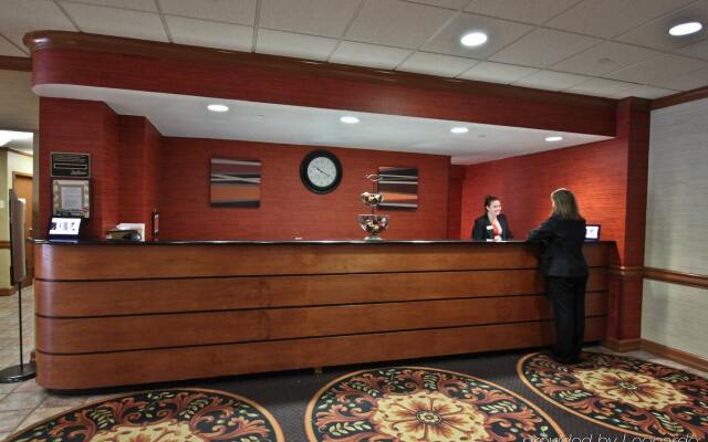 Radisson Hotel Rochester Airport