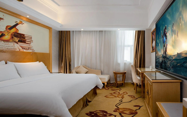 Vienna Hotel (Shenzhen Longgang Baifu City Store)