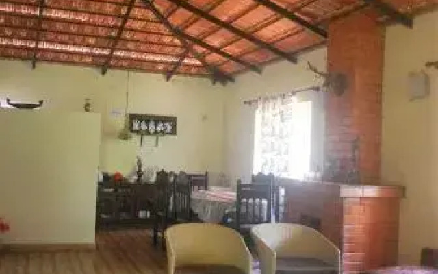Manyana Hostel, Madikeri