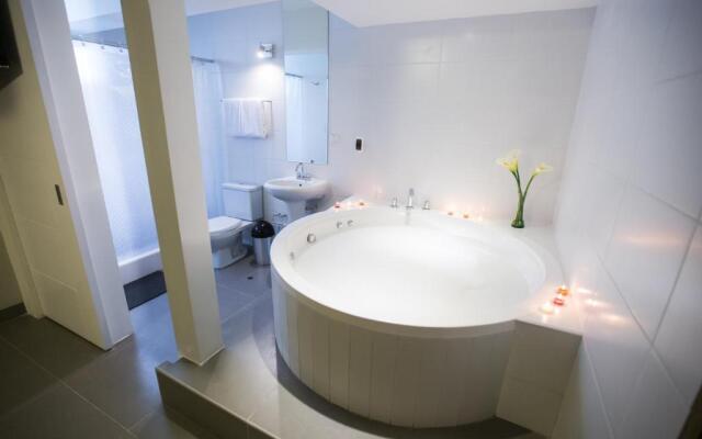 Mariategui Hotel & Suites