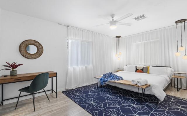 Mid Century Stunner by Homeslice Stays